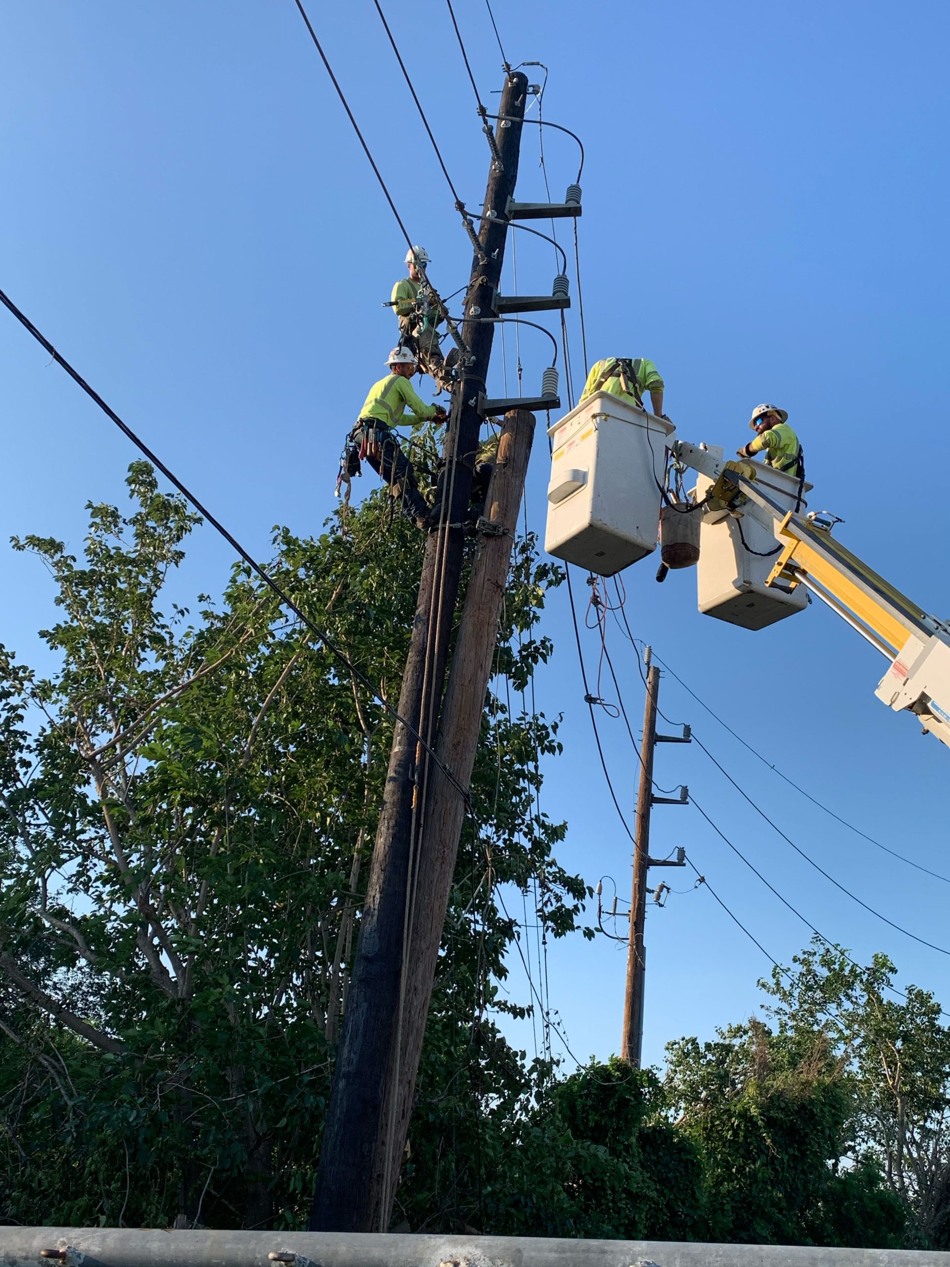 Derecho Restoration Project Front Line Power Construction